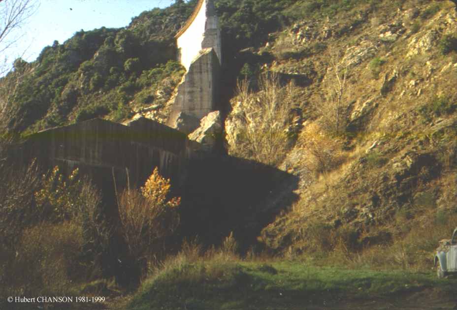 Malpasser dam in 1981 - Failure in 1959